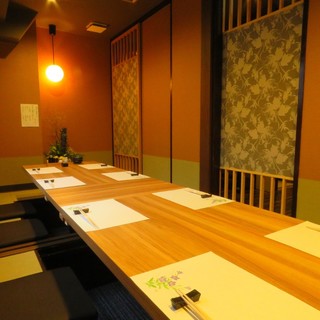 最大12名様まで使っていただける
掘りごたつの完全個室
(テーブル1台)