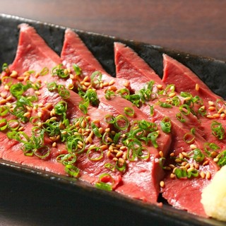 鮮度抜群！芝浦直送「ハツ刺し」／サイドメニューNO１