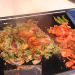 Green'sK鉄板ビュッフェ - 自分で好き勝手に焼く