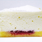 デリチュース  - 白いチーズケーキ。