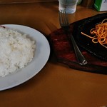 亀の家食堂 - ライス(中)  200円