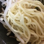 らーめん大地 - 細麺、少しヤワいな…