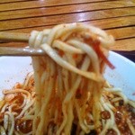 フェイヴァリット　カフェ - 激辛元祖まじむんそば 10辛　麺アップ