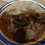 カリーライス専門店エチオピア 本店 - ピーマンとお豆