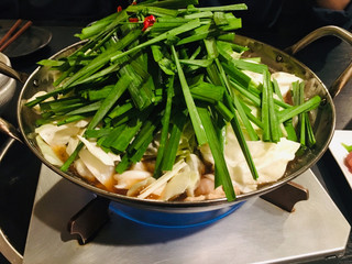 中洲川端で本場のもつ鍋 ランチ ディナー別の人気店10選 食べログまとめ 中洲川端で本場のもつ鍋 ランチ ディナー別の人気店10選 食べログまとめ