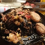 馬焼肉酒場　馬太郎 - 