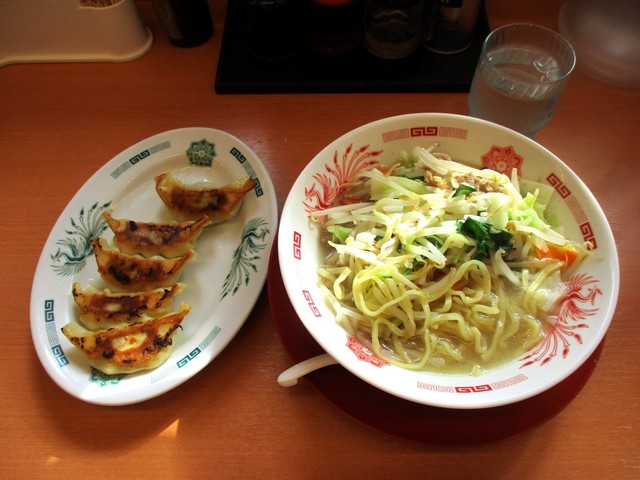 日高屋 稲荷町店 稲荷町 ラーメン 食べログ