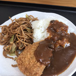 とれたてれすとらん - 創作、瀬戸焼きそばとヒレカツカレー