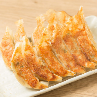 Freshly made every day ◎ Our proud Gyoza / Dumpling is light Gyoza / Dumpling without garlic ♪