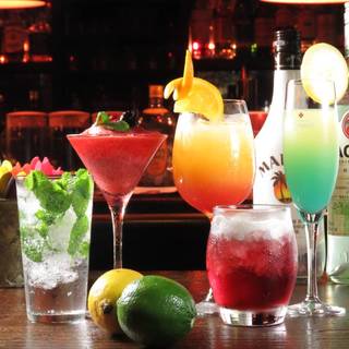 Party plan with over 100 types of cocktails