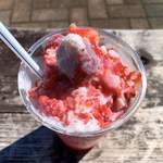 フルーツセンター - まるごとイチゴかき氷