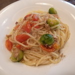 PASTAVOLA - ランチ・本日パスタ・芽キャベツとツナのパスタ（オイル系）