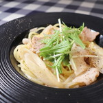 BEEF×ITALIAN Montare - 料理写真:A 豚バラと長ネギの和風パスタ〜柚子胡椒添え〜