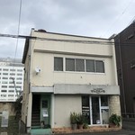 Komu - お店外観（2Ｆ）昔1Ｆにはモスバーガーがあった！