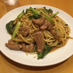 新台北 - 沙茶牛肉炒麺