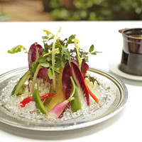 バーニャカウダ と 野菜のココット (税込・サービス料10％別)