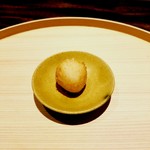 温石 - 地物の蓮根団子。塩が美味しい