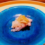 温石 - 海老の味噌でいただきます。