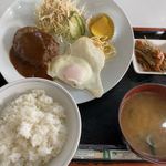 Kohisarombibi - ハンバーグ定食