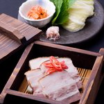 steamed pork kimchi