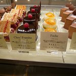 ラヴニュー - L'AVENUE（ラヴニュー）（神戸）