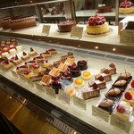 ラヴニュー - L'AVENUE（ラヴニュー）（神戸）