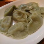 昇陽 - ・豚肉大葉とほうれん草の餃子 500円(税別)