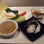 前菜盛り合わせ(バーニャカウダと小前菜6種)