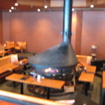 Prince Hotel Karuizawa East - ゴルフヘッドをモチーフにした暖炉