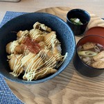 ヒカリ食堂 - 「ドンコの唐揚げ丼」