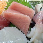 和食処　こやま - マグロは赤身とトロ・ホタテ