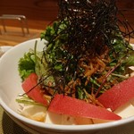 おーくら亭 - 豆腐とカリカリじゃこと水菜のサラダ