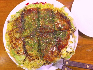 Okonomiyaki Tokugawa - 広島スペシャル950円上から