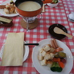 アンフィートリヨン - 料理写真:チーズフォンデュ