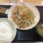 Tawaraya - ガッツリ肉野菜定食　730円