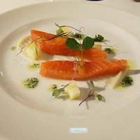 PRIMO - 41℃の燻製八海山サーモン 岩魚の卵 燻製したじゃがいも ういきょうのソース（2019.10）