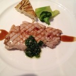 ル・クープル - 相方のメイン豚