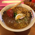 そうま - こってりラーメン、玉子を崩さずに食べられるか！