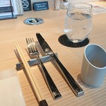 YAKINIKU BISTRO 石鎚 - テーブル