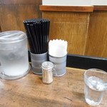 神保町 黒須 - カウンター面前