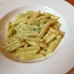 オステリア ジョイア - ピスタチオのペンネ