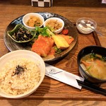 玄三庵 - 39品目 健康定食 1100円