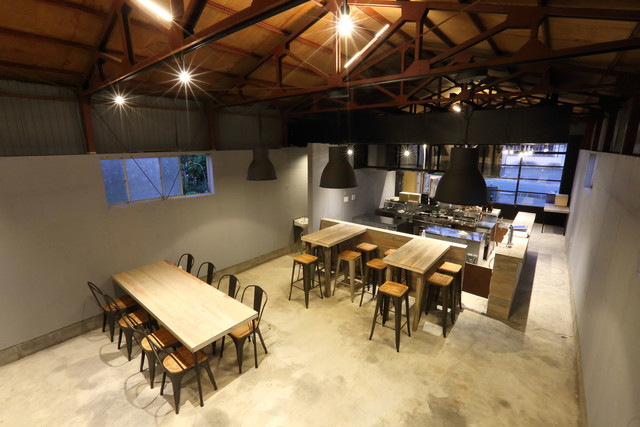 アズマネ倉庫 Azumane Soko 古館 ビストロ 食べログ アズマネ倉庫 Azumane Soko 古館 ビストロ 食べログ