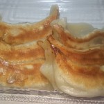 金裕餃子房 - 黒豚餃子6個 520円