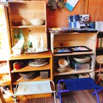 谷中草庵 - 待ちスペースその2
      小物雑貨が並んでる（売り物？）