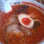 Aji-Q - コク旨トンコツに激辛トッピングしました