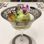 Grand rocher - 私達だけのスペシャリテでした。wife好物のアボカドを使った一品に感激です。