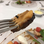 Grand rocher - ドングリを食べて育った豚の旨みが弾けます