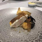 Grand rocher - 本日の絶品！真鯛のポワレです、これは美味かった～！