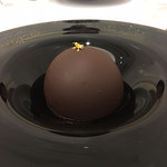 Grand rocher - チョコレートのドームが出て来ましたよ～